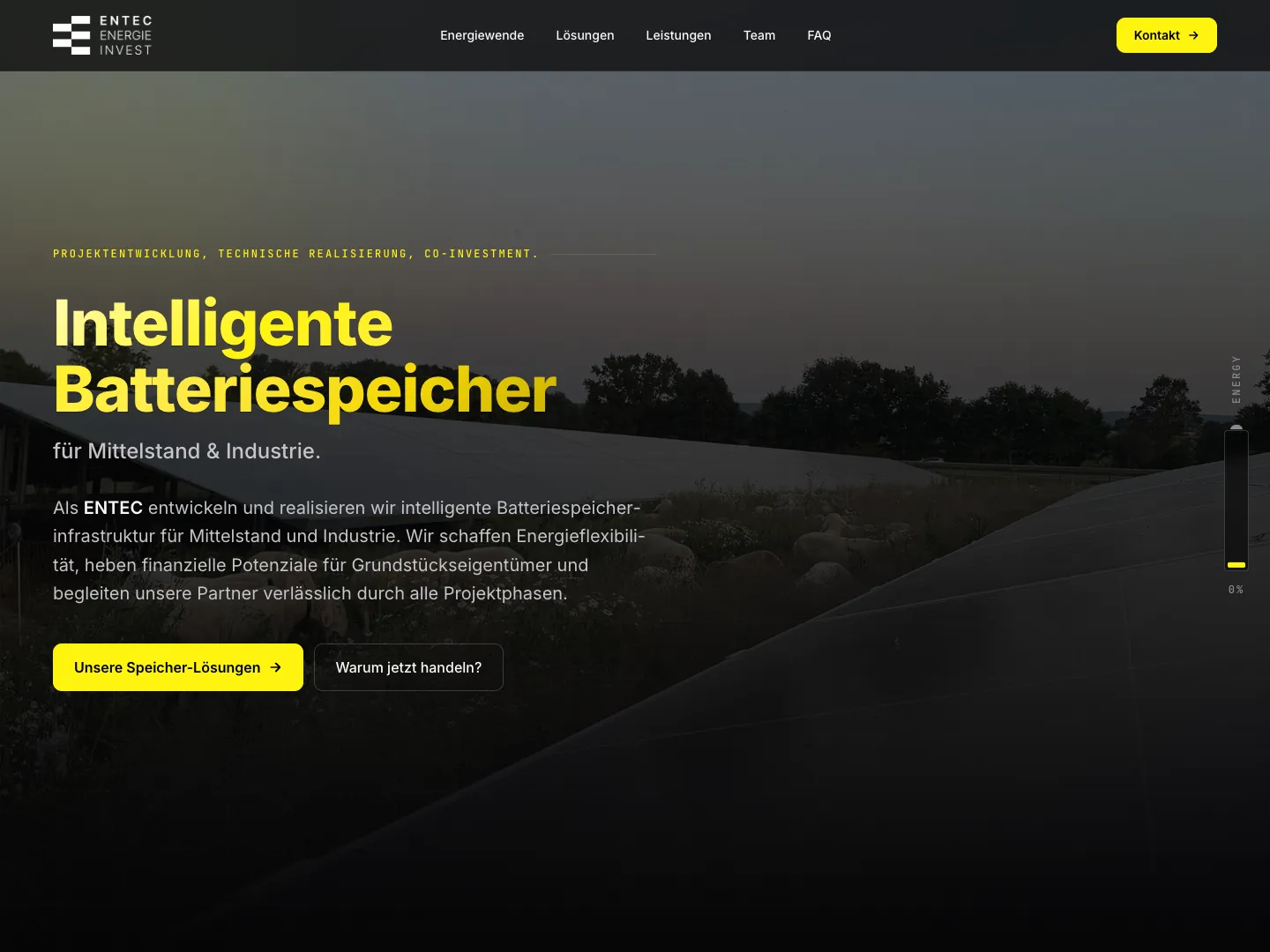 Dunkle Farbwelt mit einem einzigen Akzent: dem ENTEC-Gelb
